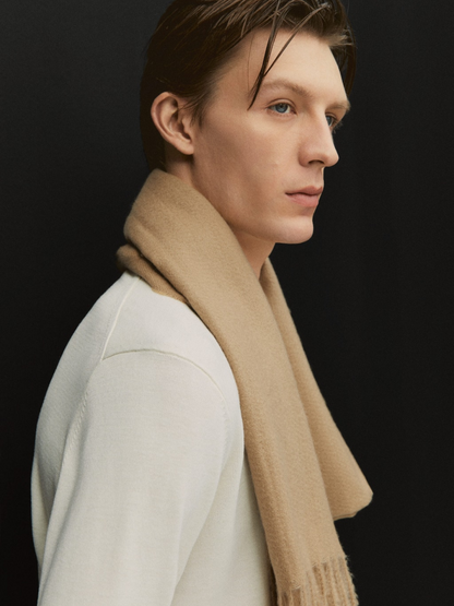 Two-tone fringed scarf