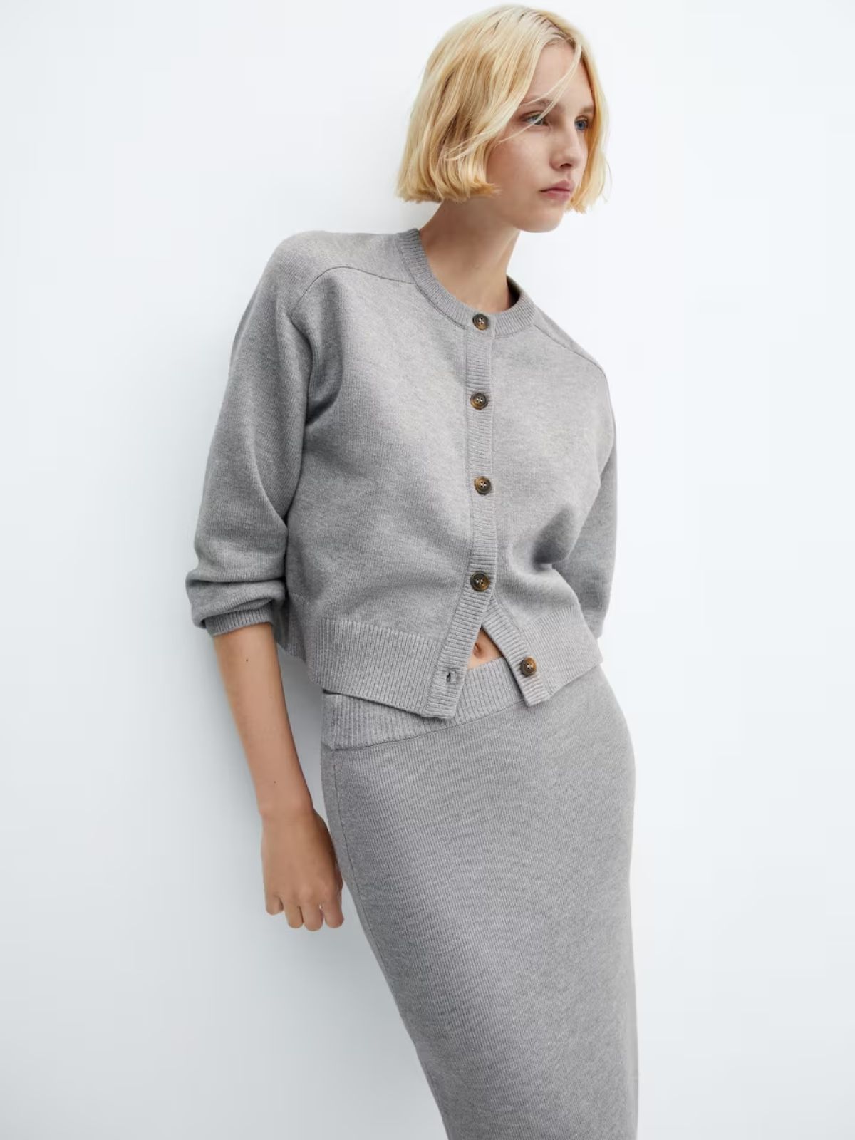 Decorative seams cardigan